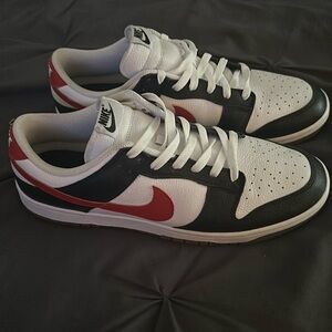 *SEND BEST OFFERS* Nike dunks